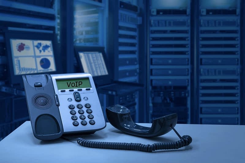 advantages and disadvantages of voip